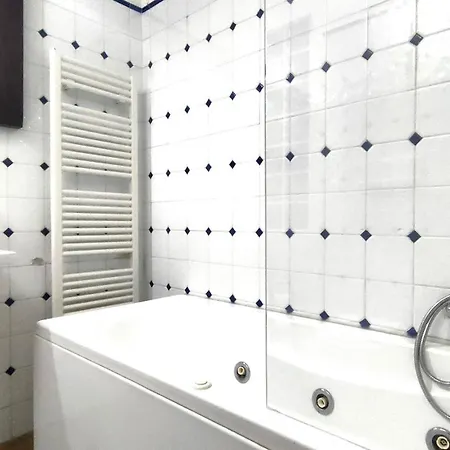 Apartment La Di Santa Chiara, 125mq, Idromassaggio, Centro - Novita Da Myassisisuite, Mowimy Po Polsku Assisi