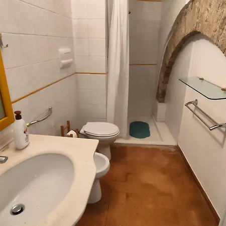 公寓 La Di Santa Chiara, 125mq, Idromassaggio, Centro - Novita Da Myassisisuite, Mowimy Po Polsku