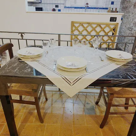 La Di Santa Chiara By Myassisisuite - Dormi In Casa Del '400 - 125 Mq, Raro Piano Terra - 3 Veri Letti Matrimoniali, Zero Divani Letto - Live Check-in, No Key Box, 3 Real Beds, Jacuzzi - Mówimy Po Polsku Appartamento Assisi