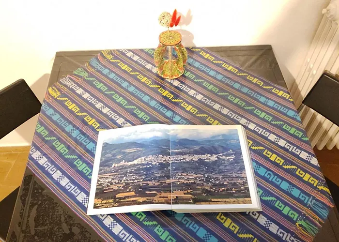 Apartamento MyAssisiSuite - la Suite di Santa Chiara - Dimora Storica con Idromassaggio, 125mq di Lusso, Assisi Centro - Accoglienza Live - Mówimy po polsku *