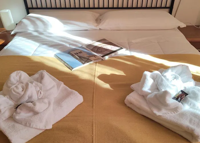 MyAssisiSuite - la Suite di Santa Chiara - Dimora Storica con Idromassaggio, 125mq di Lusso, Assisi Centro - Accoglienza Live - Mówimy po polsku Apartamento