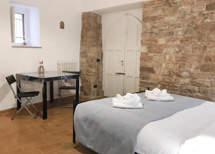 La Suite di Santa Chiara, 125mq, Idromassaggio, Assisi centro - Novità da MyAssisiSuite, Mówimy po polsku Appartement *